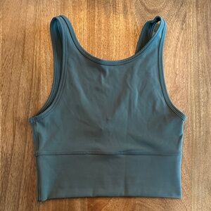Lululemon power pivot tank